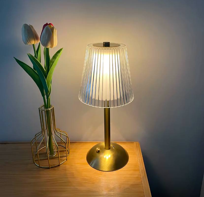 مصباح طاولة زجاجي كريستالي، مصباح بجانب السرير في غرفة النوم Lampe de table en verre cristal, lampe de chevet dans la chambre