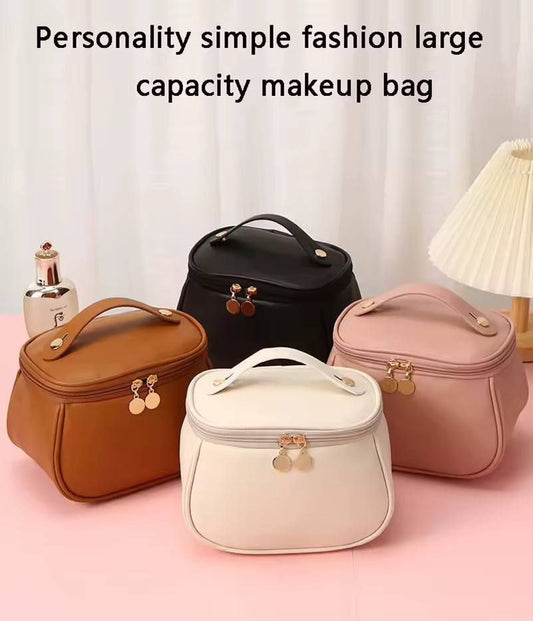 لاتروس مكياج لأدوات الزينة للسفر، و مستحضرات التجميل Trousse maquillage