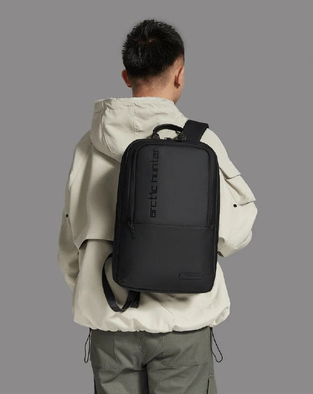 Arctic Hunter Bag