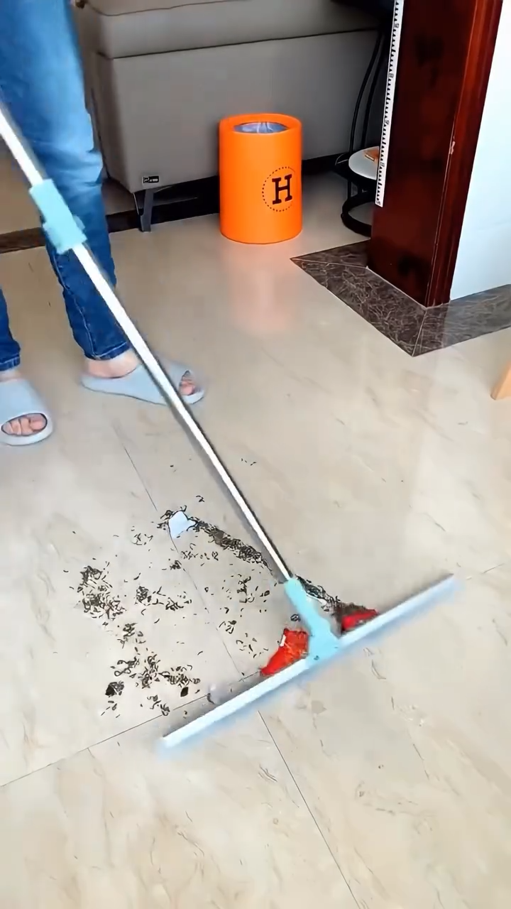 ممسحة أرضيات سيليكون  بمقبض تلسكوبي للأرض والحمام والنوافذ