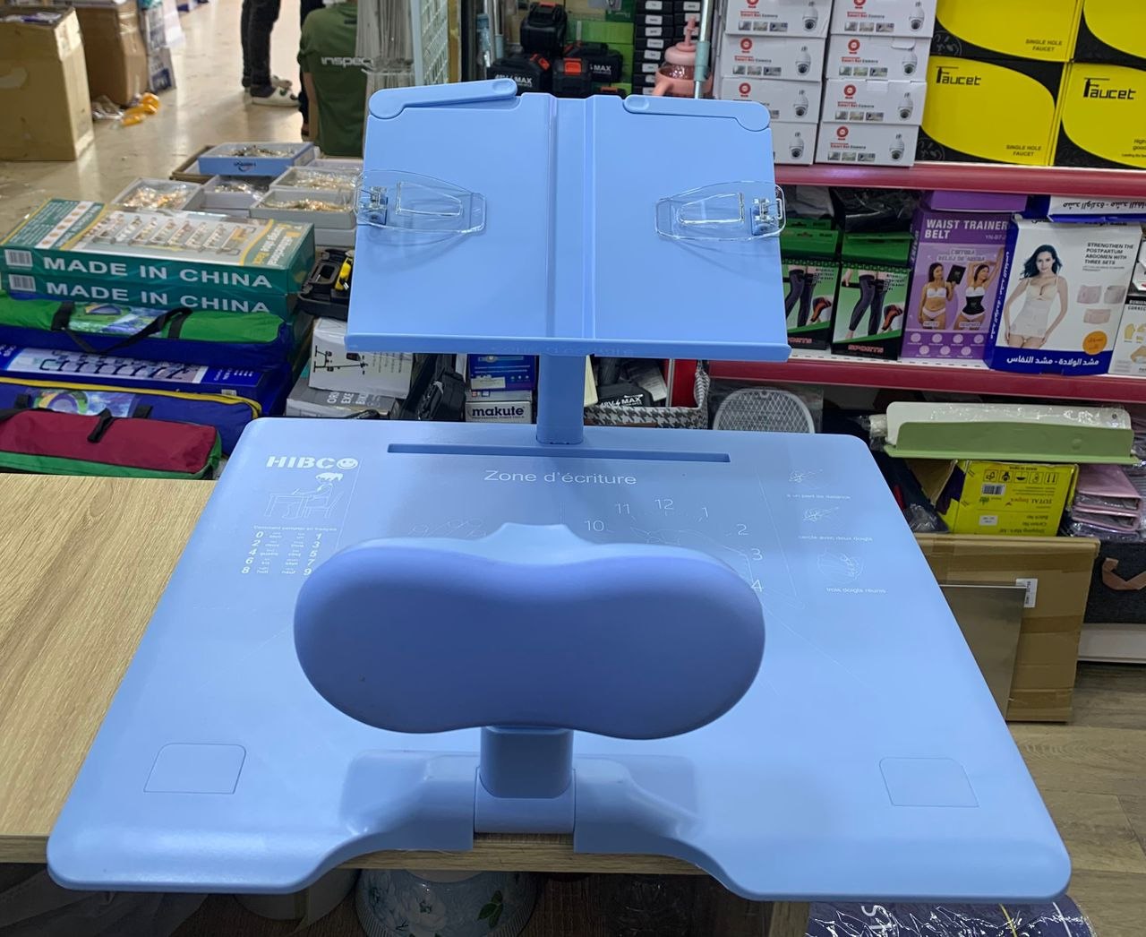 Correcteur de posture pour enfants مصحح وضعية الجلوس للأطفال، لوح كتابة مكتبي للطلاب مع حامل كتب