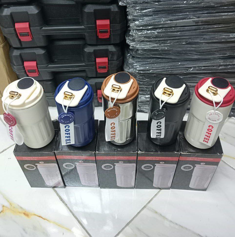 Tasse à café de voyage intelligente de 450ML كوب سفر ذكي ، شاشة لدرجة الحرارة LED