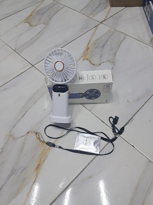 منتج من فئة مراوح