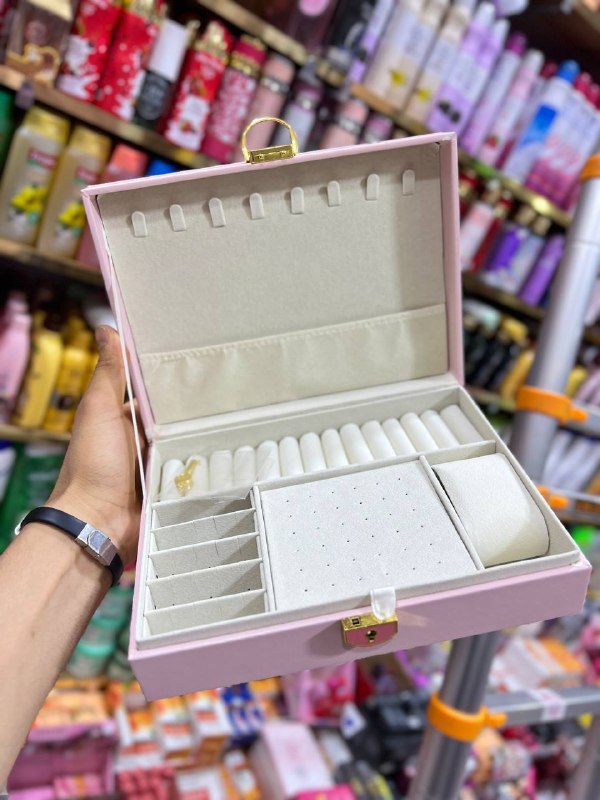 منتج من فئة منظمات المجوهرات