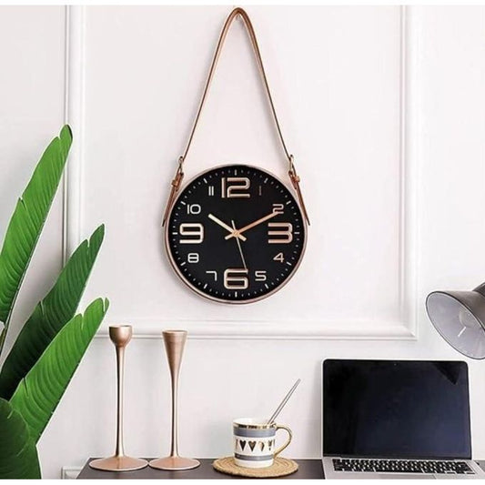 ساعة حائط مزودة بحزام Horloge murale avec ceinture
