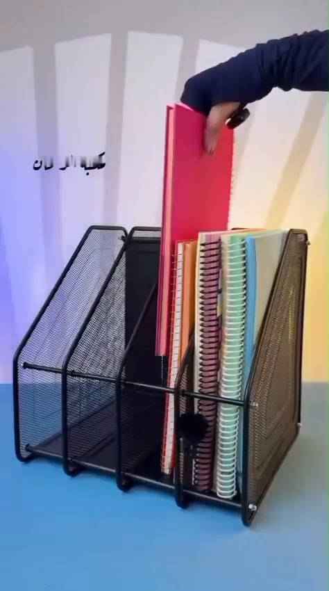 منظم مجلات وملفات معدني بـ 3 أقسام Organisateur de Magazines et Dossiers en Métal à 3 Compartiments