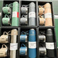 Set thermos avec tasses isothermes مجموعة ترمس مع أكواب معزولة