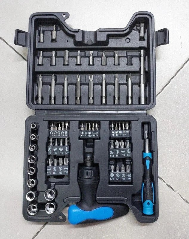 مجموعة أدوات متعددة الأغراض مكونة من 63 قطعة: للسيارات Coffret outils polyvalent 63 pcs