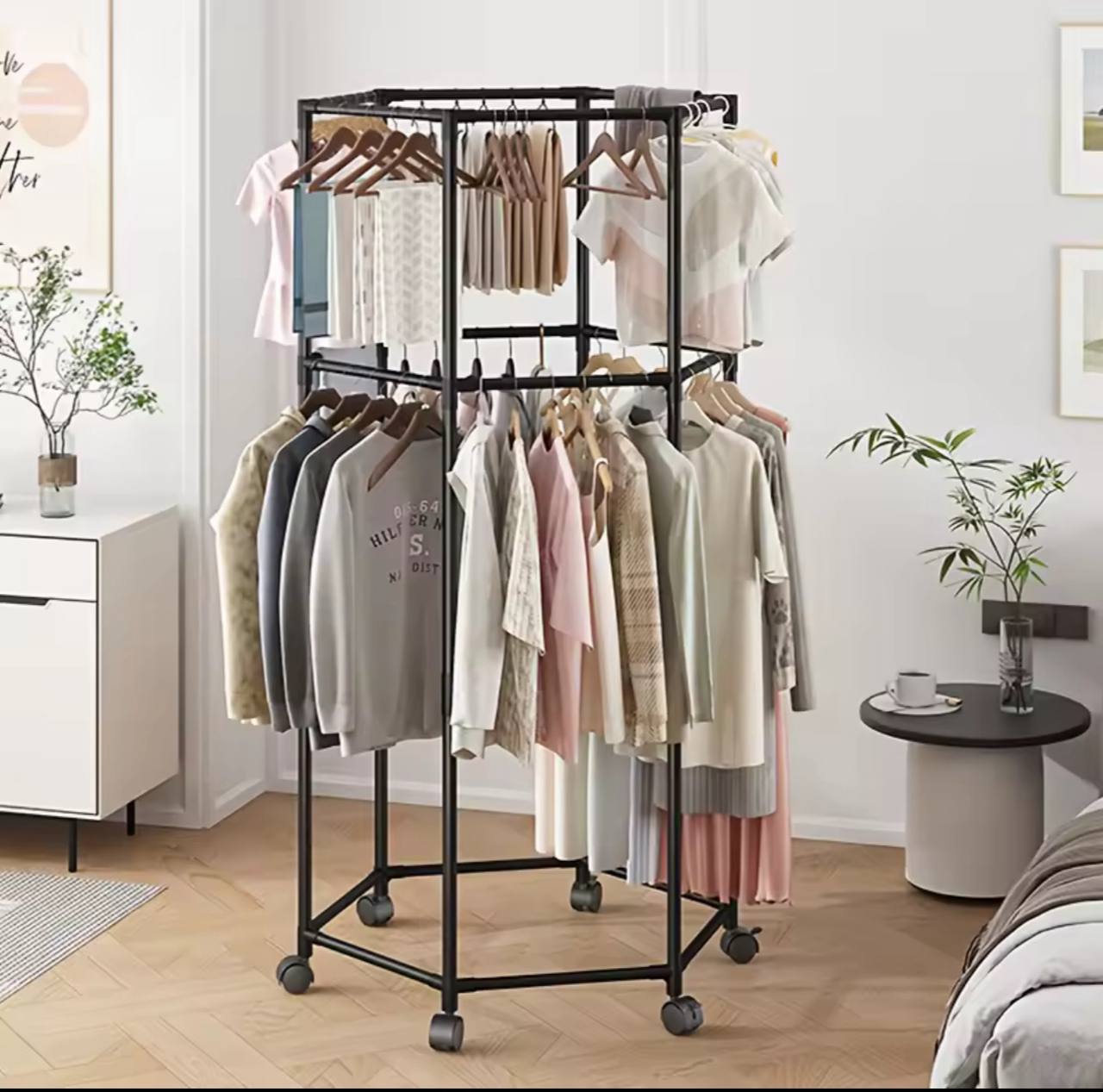 علاقة ملابس سداسية مزدوجة الطبقات قابلة للدوران 360 درجة Porte-manteau hexagonal double couche rotatif à 360