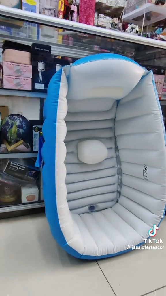 Baignoire gonflable pour bébé ,portable pour bébé avec pompe à air حوض استحمام قابل للنفخ للأطفال ,محمول للأطفال مزود بمضخة هواء