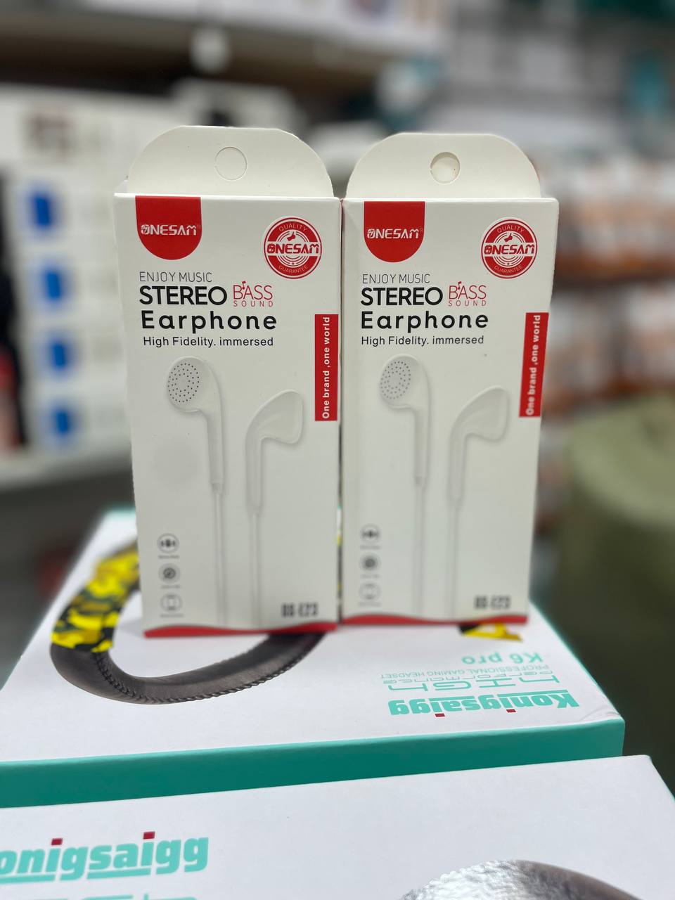 Stereo earphone