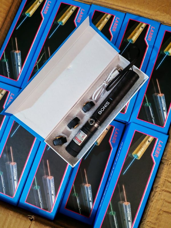 ليزر أخضر رخيص وعالي القوة مع نمط 8في1 Pointeur laser puissant rechargeable