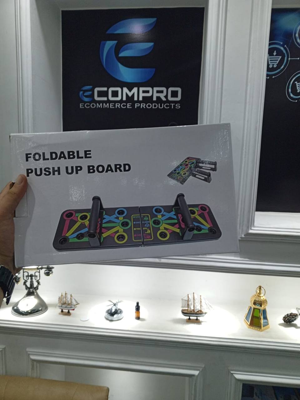 FOLDABLE PUSH UP BOARD