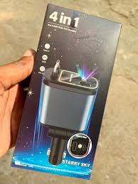 Chargeur de voiture 4en1 avec éclairage starlight شاحن السيارة 4 في 1 مزود بضوء النجوم