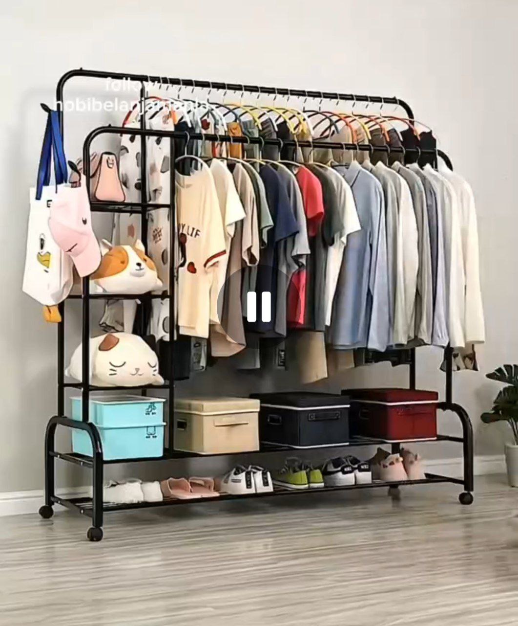 رف ملابس مزدوج بعجلات مع أرفف وخطافات 68Kg Porte-vêtements Double Barre sur Roues avec Étagères et Crochets