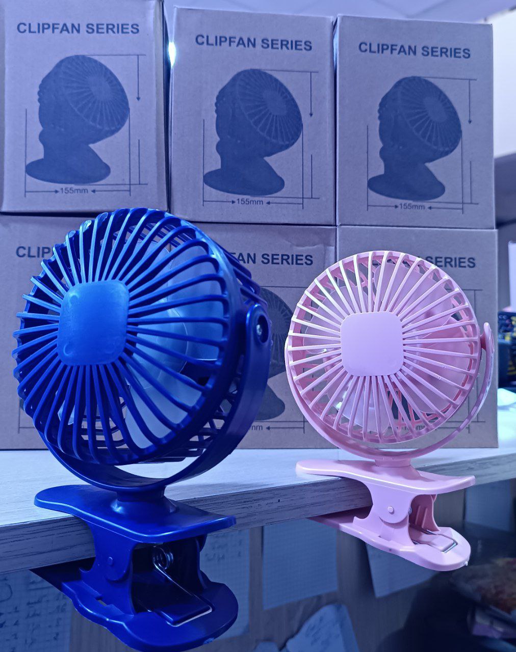 Mini ventilateur portable rechargeable مروحة صغيرة محمولة قابلة لإعادة الشحن