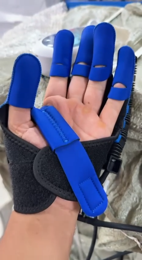 قفاز روبوتي لإعادة تأهيل اليد Gant de Robot Rééducation Main Dispositif de Rééducation de Main Gants pour Arthrose L'Hémiplégie