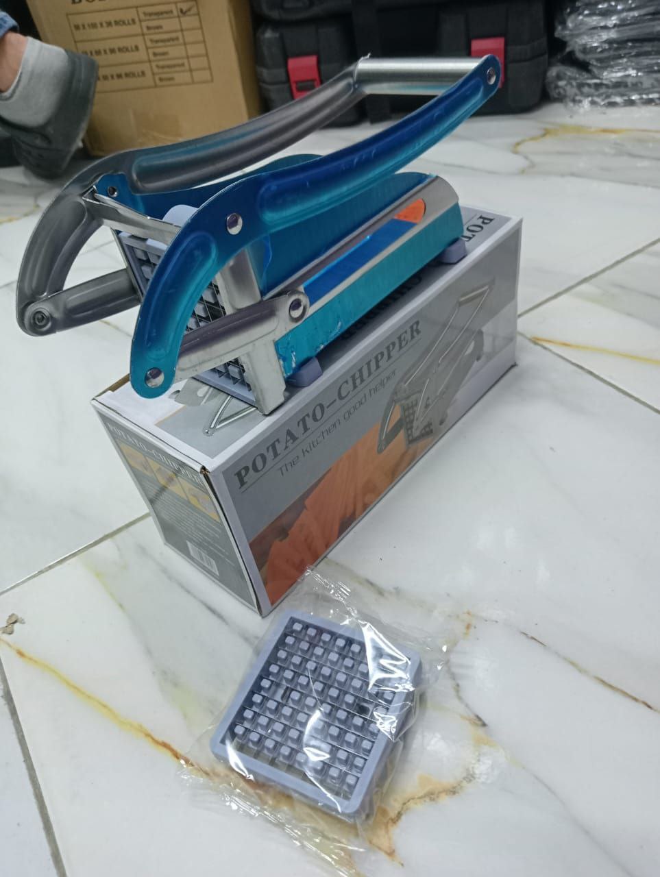 قطاعة بطاطس مقلية مع شفرتين من الفولاذ المقاوم للصدأ Coupe-frites avec 2 lames en acier inoxydable coupe-pommes de terre coupe-hachoir