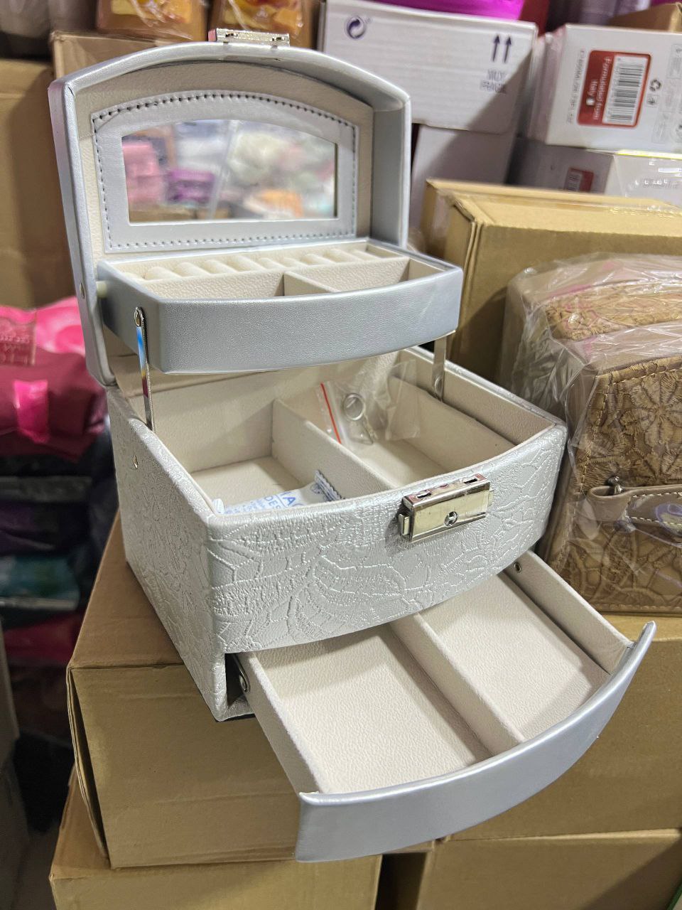 صندوق مجوهرات مع درج منظمة اكسيسوارات Boîte à bijoux avec tiroir