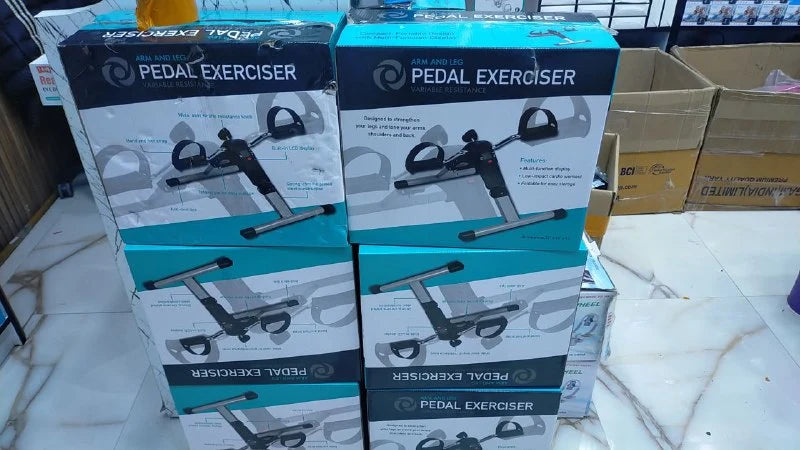 Arm and leg pedal exerciser Mini Vélo, Pédalier Pliable por Jambes et Bras, Résistance Réglable avec Ecran LCD