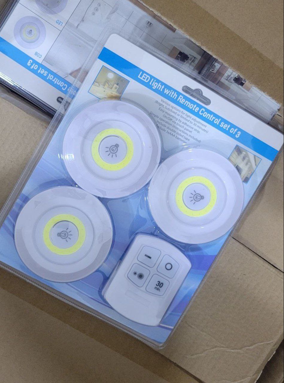 Kits lumière LED Lampe intelligente sans fil veilleuse avec télécommande مجموعات إضاءة LED، مصباح ذكي لاسلكي، ضوء ليلي مع جهاز تحكم عن بعد