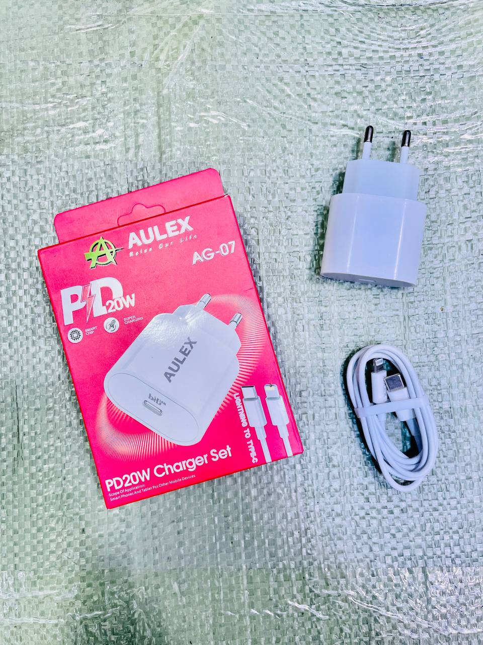 AULEX QC3.0 AG-07 PD 20W Lightning to Type-C