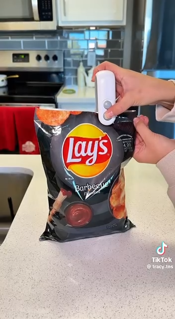 Mini scelleuse de sacs portable جهاز صغير محمول لإغلاق الأكياس