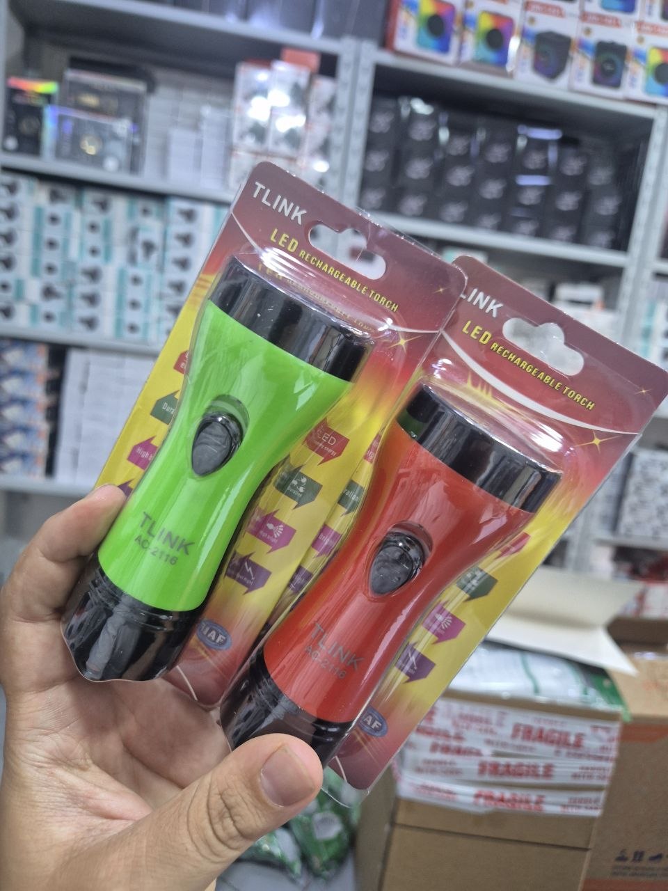 Lampes de poche T-LINK LED rechargeable مصباح يدوي LED قابل لإعادة الشحن من T-LINK
