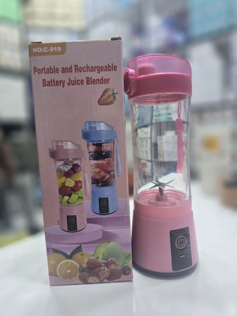 خلاط صغير محمول قابل لإعادة الشحن عبر منفذ USB Mini blender portable sans fil