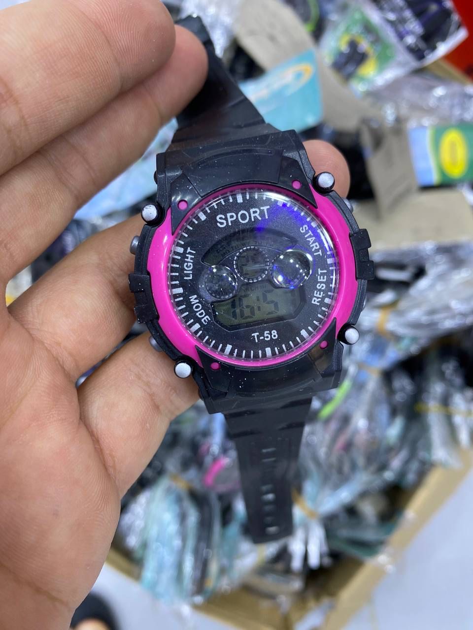 Montre Electronique pour enfant couleur rose