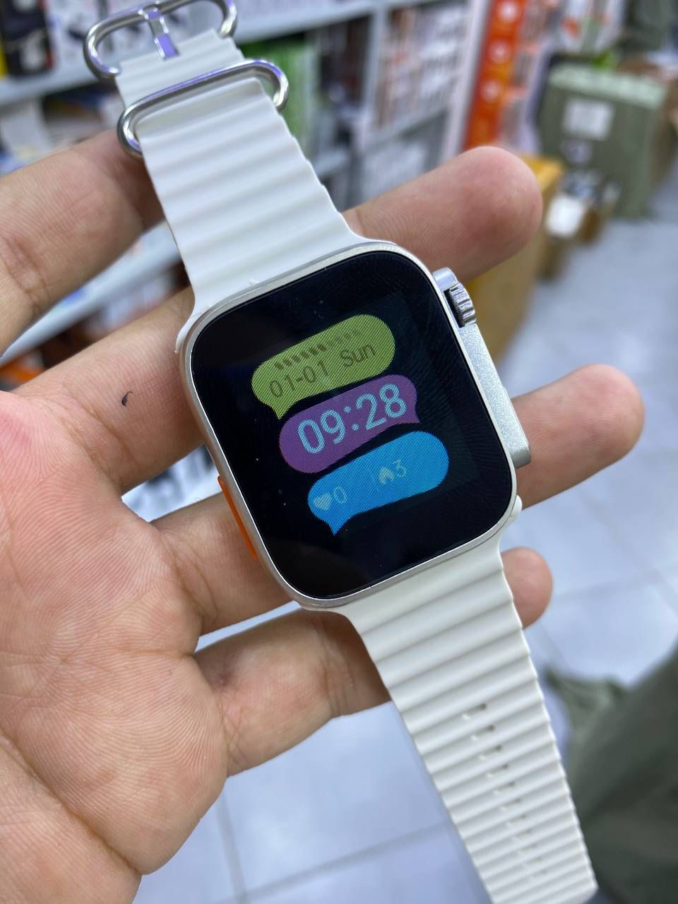 SMART WATCH T500 ULTRA A PETIT ECRAN AVEC BRACELET BLANC CASSE