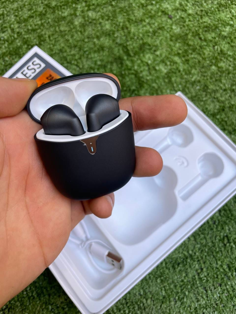 AIRPOD ECOUTEURS SANS FIL AIR18 ZAGREB PRO5S