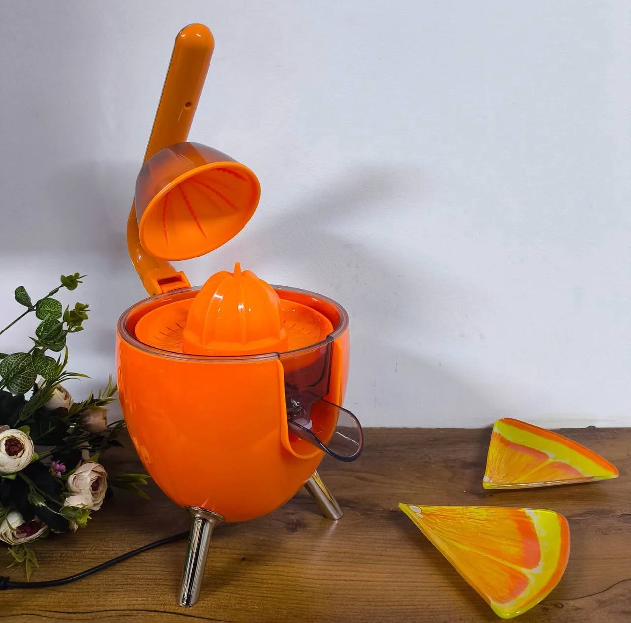 Electric Citrus Press عصارة الحمضيات الكهربائية