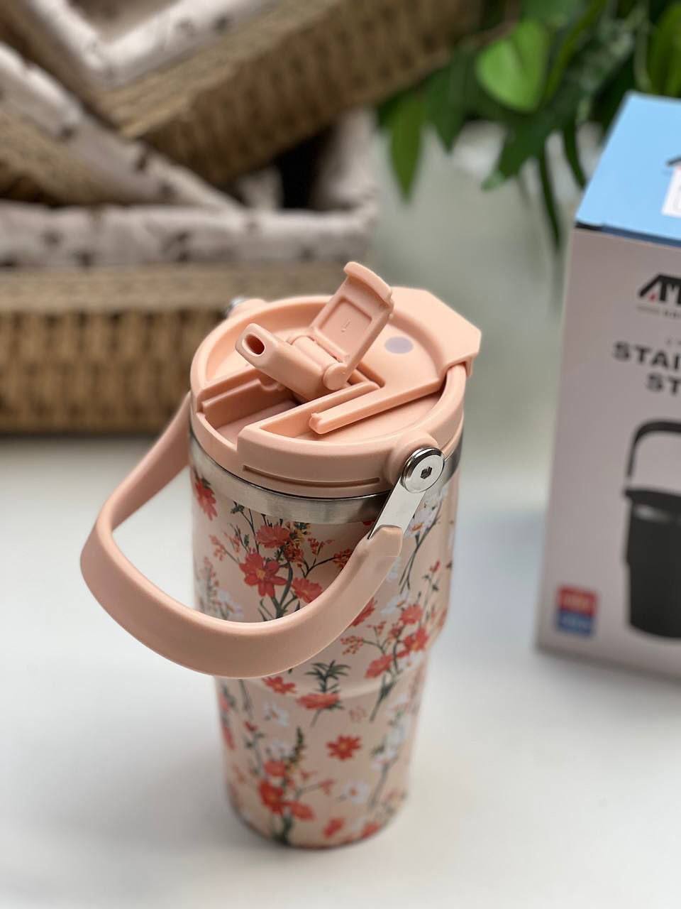 Gobelet en acier inoxydable avec motif floral  كوب من الفولاذ المقاوم للصدأ مع زخارف