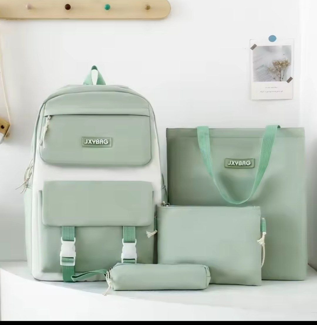حقيبة ظهر مدرسية مكونة من 4 قطع Sac à dos scolaire 4 pièces