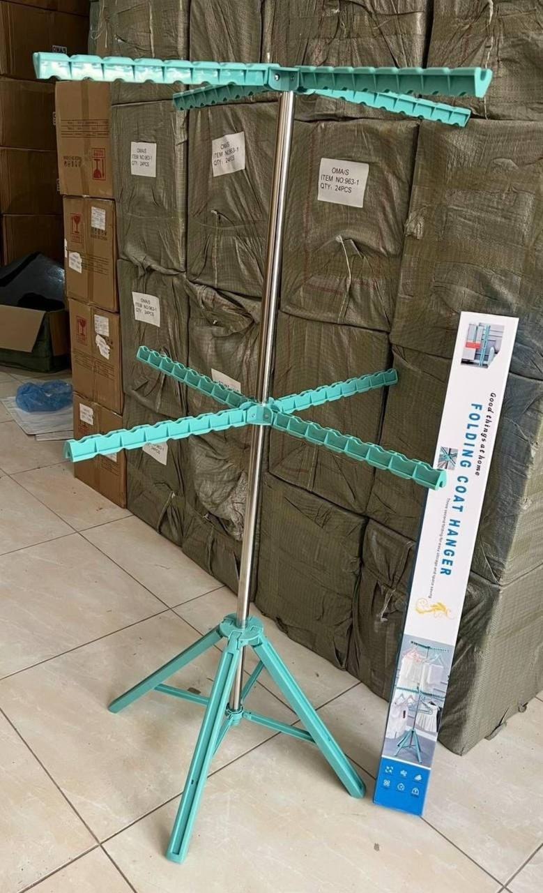 منشر نشار الغسيل القابل للطي والمزود بـ 8 أذرع  Etendoir à linge pliable à 8 bras est un séchoir vertical compact en métal et plastique