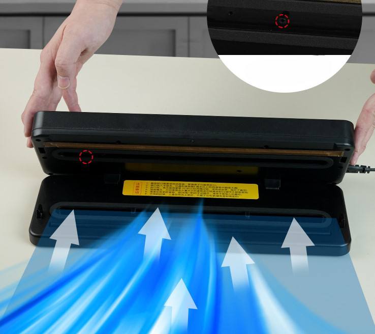 Machine sous vide جهاز Vacuum Sealer Pro لتحسين حفظ الطعام عن طريق إزالة الهواء من الأكياس