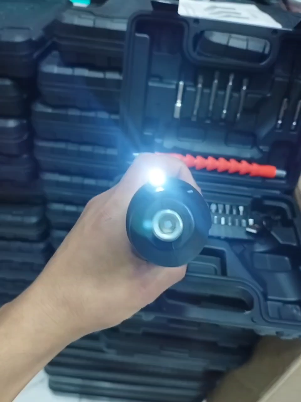 Kit de tournevis électrique sans fil طقم مفك براغي كهربائي لاسلكي