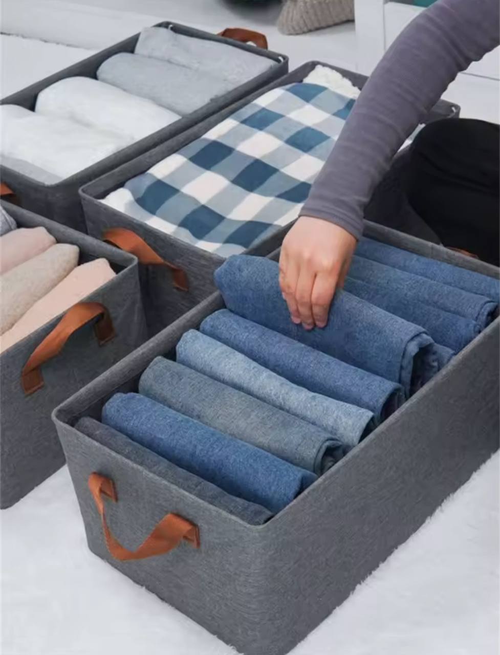 Boîte de rangement pour dressing avec séparateurs en métal صندوق تخزين غرفة الملابس مع فواصل معدنية