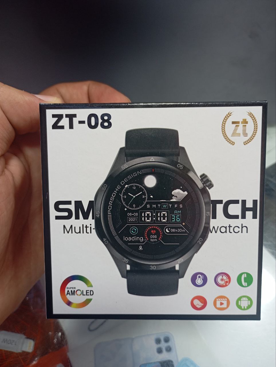 ساعة ZTfit ZT-08 الذكية باللون الفضي مع حزام من السيليكون والمعدن Montre connectée ZTfit ZT-08 argentée avec bracelet en silicone et métal