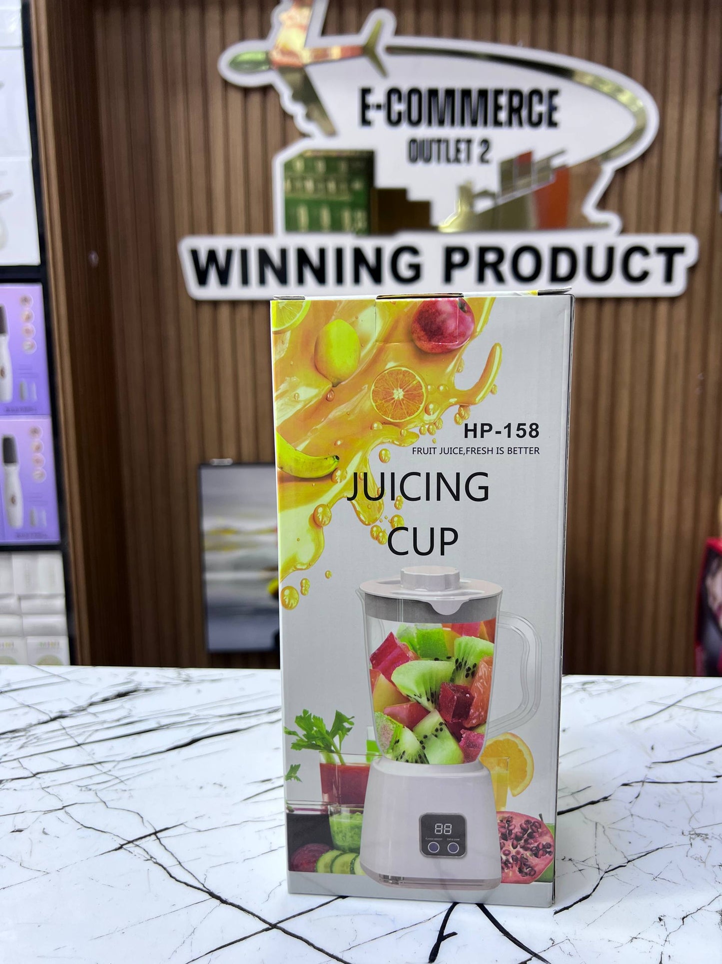 عصارة محمولة بشحن USB سعة Presse-agrumes portable chargé par USB de 750 ml