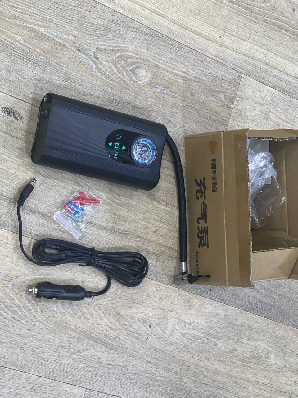 Pompe à air rechargeable