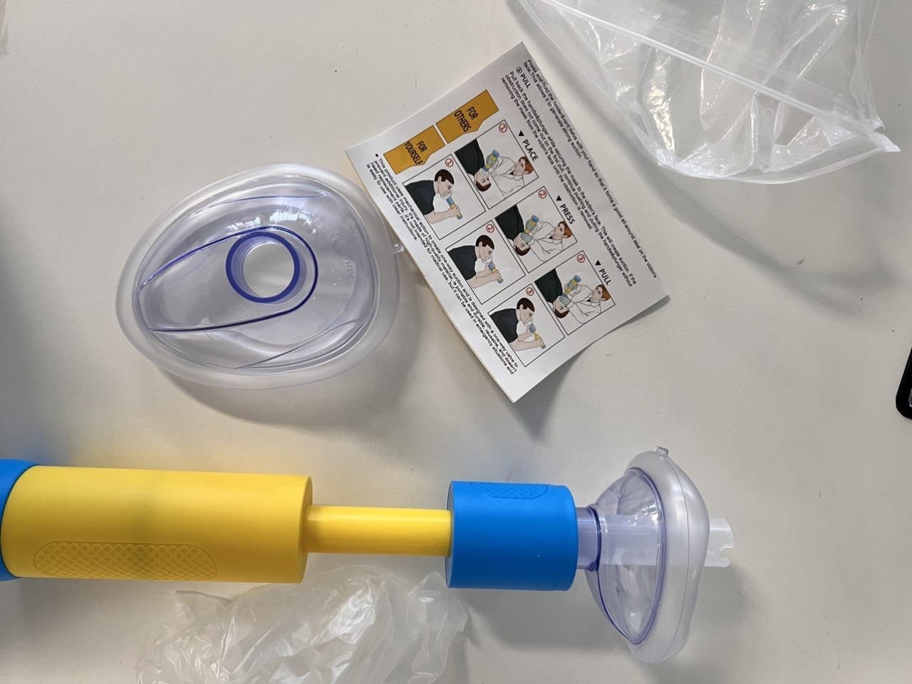 جهاز إنقاذ محمول مضاد للاختناق لحالات الطوارئ المنزلية Dispositif de secours anti-étouffement portatif pour urgence à domicile