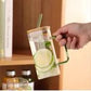 كوب بغطاء وماصة أكواب قابلة لإعادة الاستخدام للقهوة المثلجة والعصير tasse Avec couvercle et paille Verres réutilisables pour café glacé, jus, soda, boissonsوالمشروبات الغازية