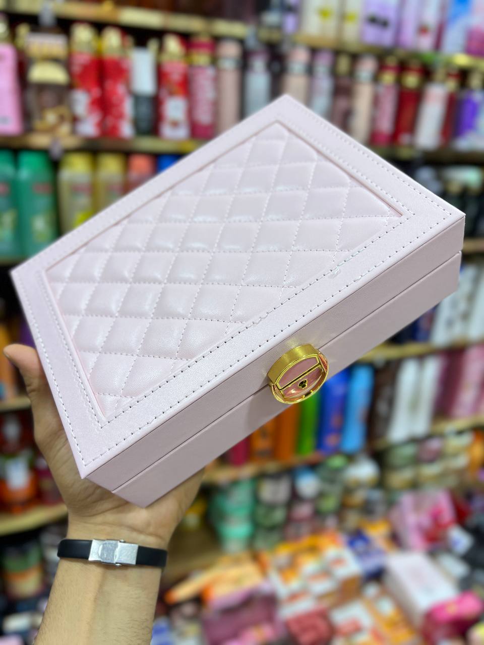 منتج من فئة منظمات المجوهرات