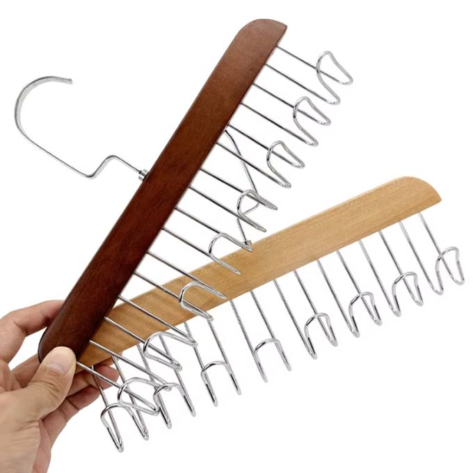 6 علاقات خشبية عملية 6 cintres en bois pratiques