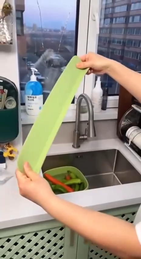 حاجز تصريف الفيضانات والمغاسل الحمامية مقاوم للرذاذ Barrière anti-éclaboussures et anti-déversement pour lavabo de salle de bain