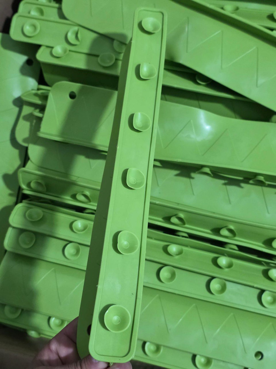 حاجز تصريف الفيضانات والمغاسل الحمامية مقاوم للرذاذ Barrière anti-éclaboussures et anti-déversement pour lavabo de salle de bain