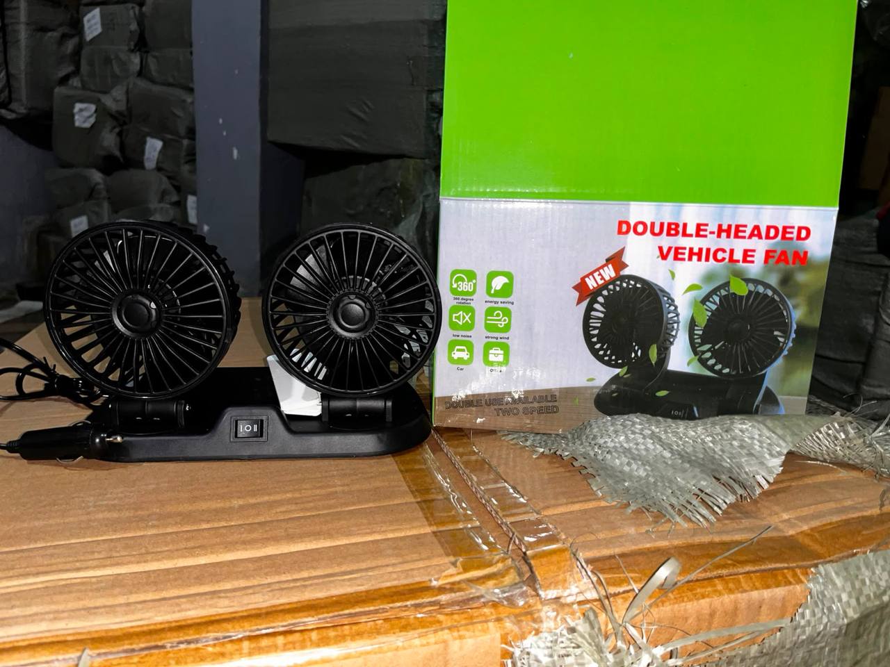 مروحة سيارة برأسين Double-Headed Vehicle Fan Ventilateur de véhicule à double tête