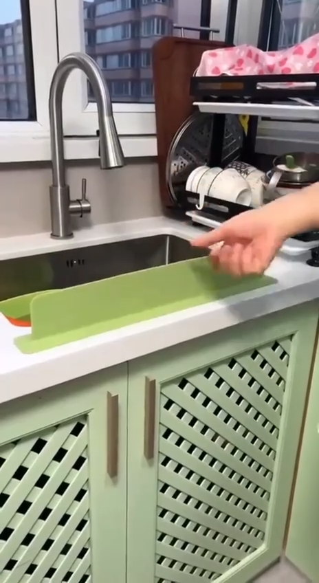 حاجز تصريف الفيضانات والمغاسل الحمامية مقاوم للرذاذ Barrière anti-éclaboussures et anti-déversement pour lavabo de salle de bain